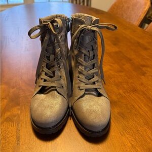 Vince Camuto Gaviana metallic dark taupe/silver leather, chunky ankle boots, 7.5